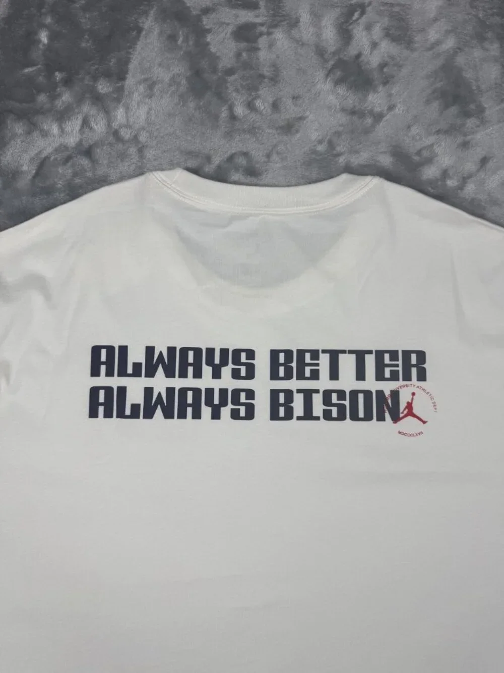 New Jordan Howard University Big Bison Energy Shirt Mens 2XL White IH0533 133